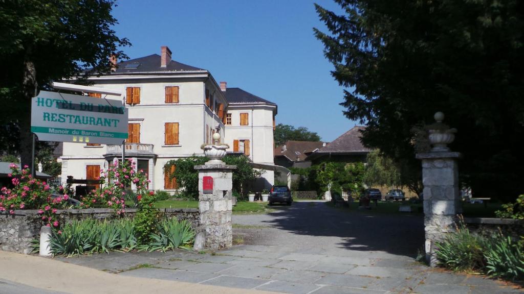 Hotel Du Parc - Manoir Du Baron Blanc Faverges Eksteriør billede